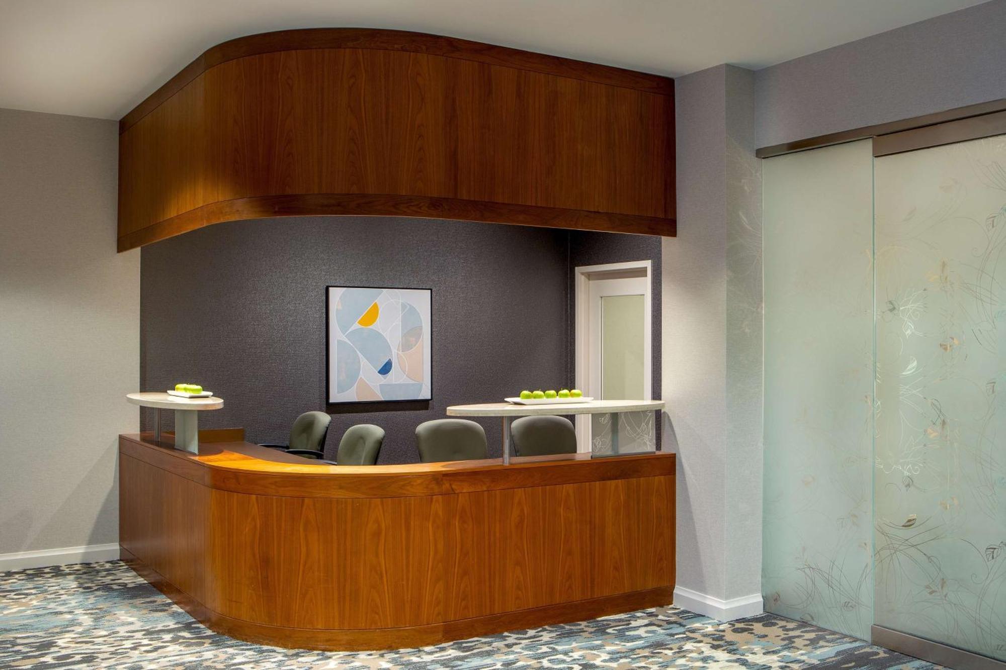 Doubletree By Hilton Hotel And Conference Center Chicago North Shore Skokie Ngoại thất bức ảnh