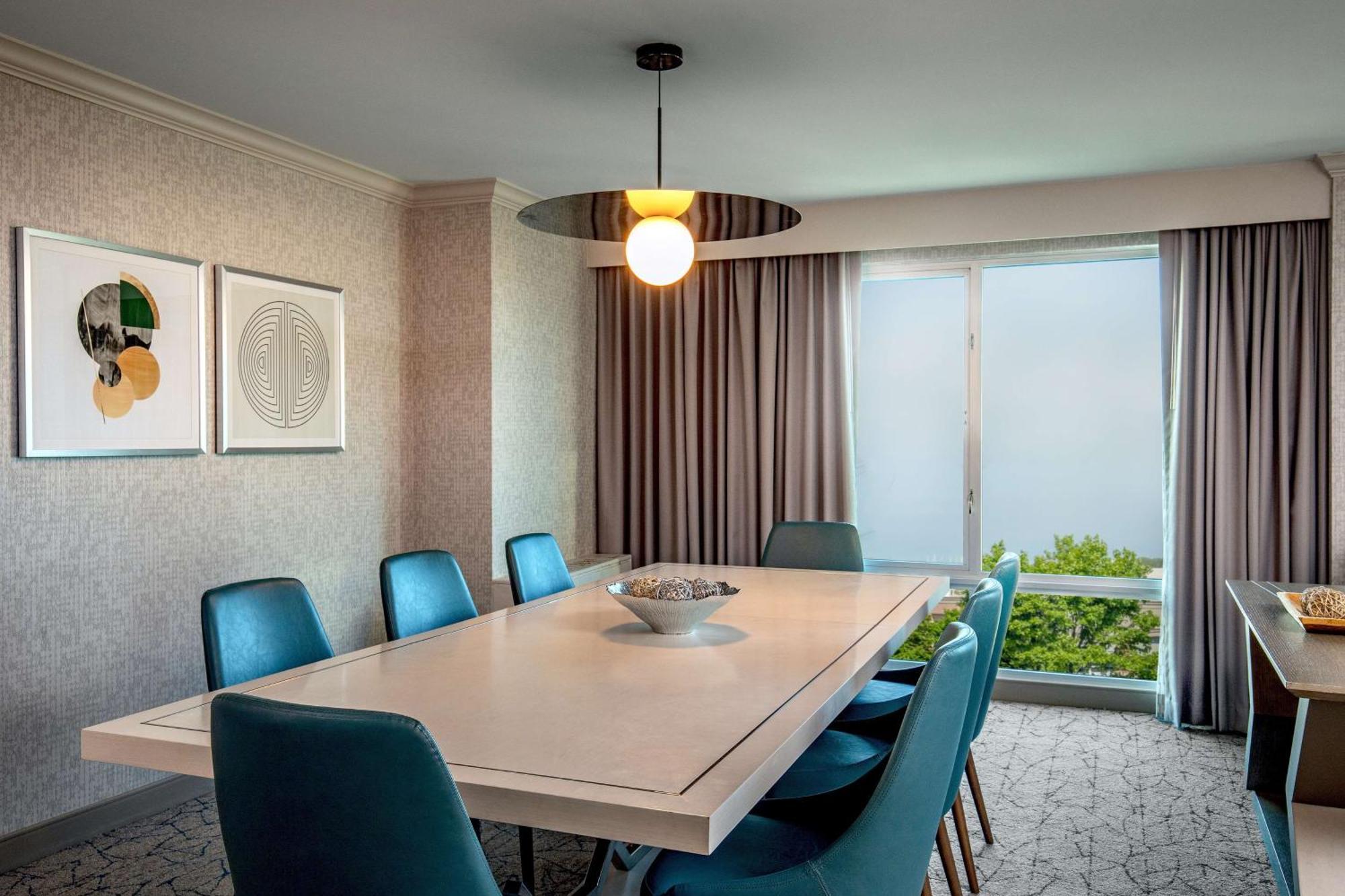 Doubletree By Hilton Hotel And Conference Center Chicago North Shore Skokie Ngoại thất bức ảnh