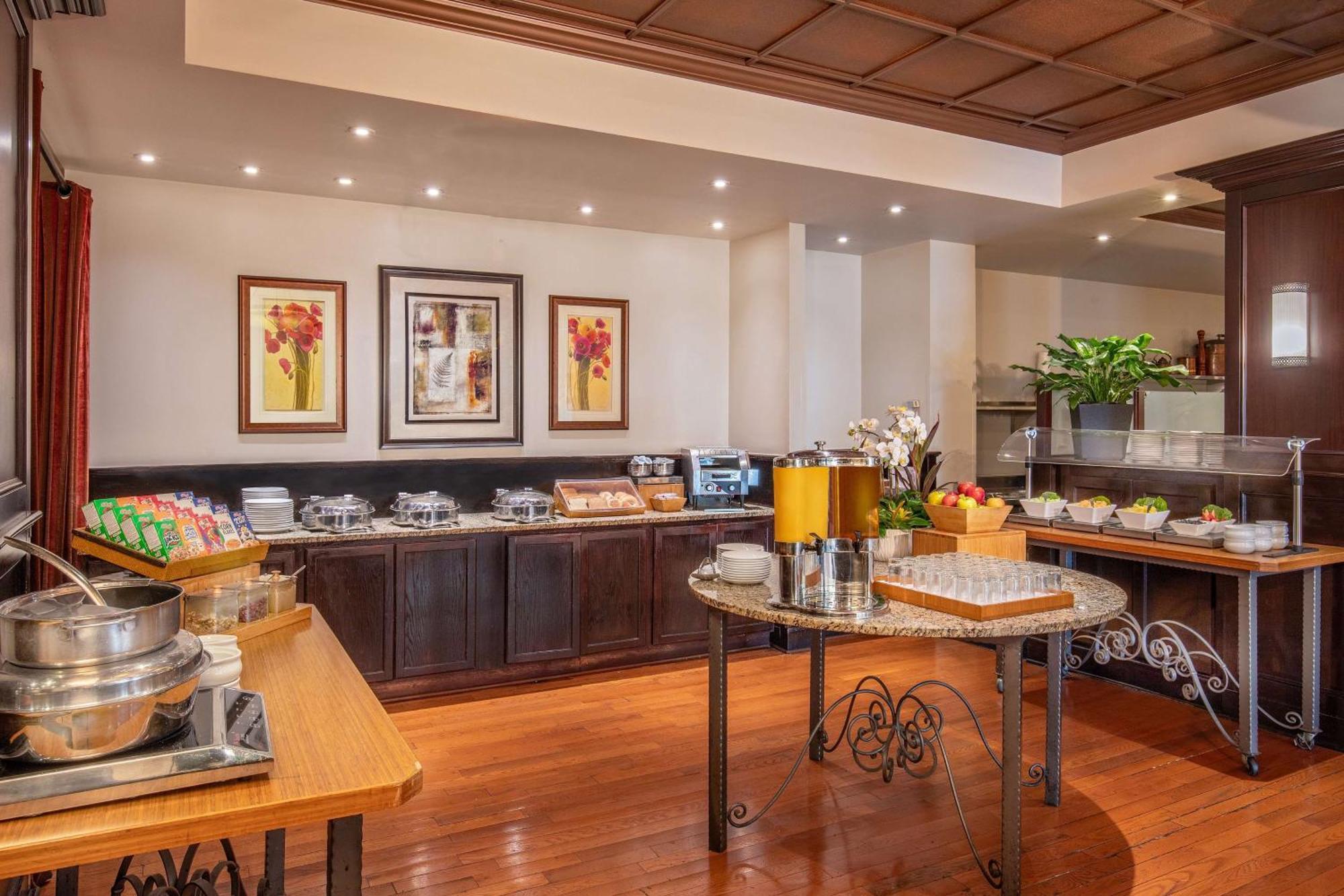 Doubletree By Hilton Hotel And Conference Center Chicago North Shore Skokie Ngoại thất bức ảnh